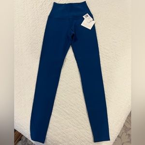 NWT - Beyond Yoga Take Me Higher - Long legging